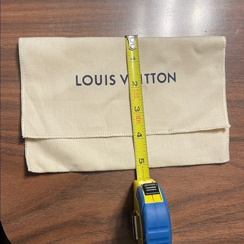 Louis Vuitton Dust Bag (authentic) - Picture 4 of 4